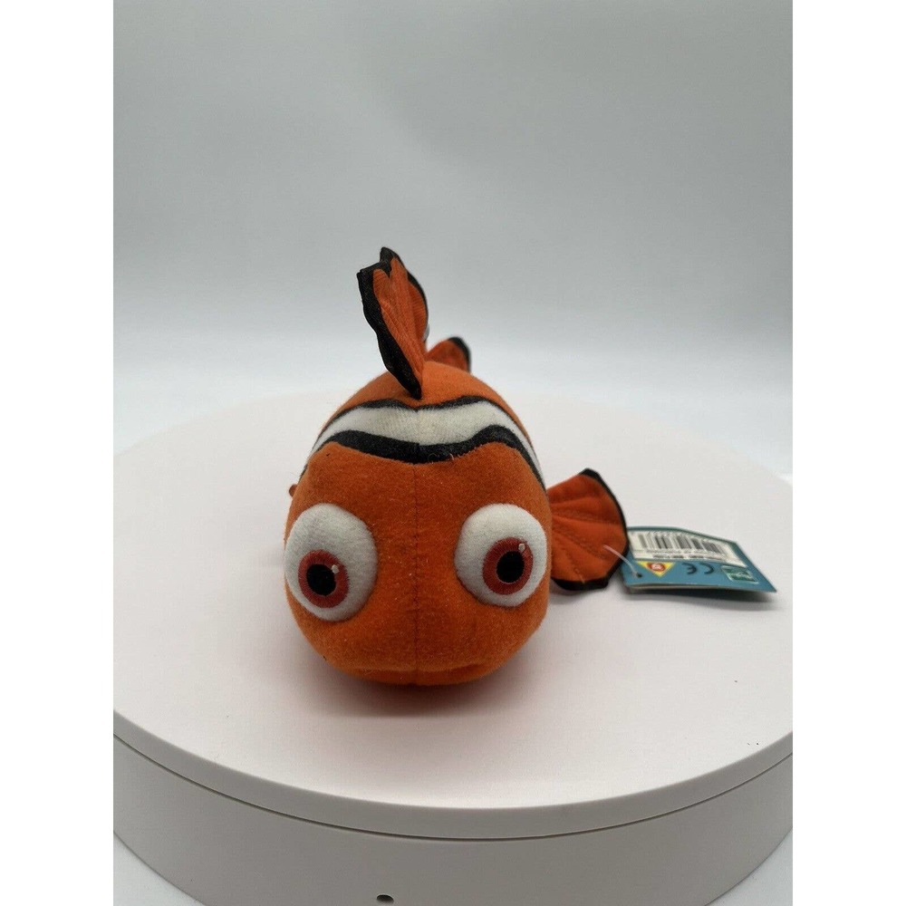 Disney Pixar Finding Nemo Hasbro Clownfish 8” Plush With Tag - 2002